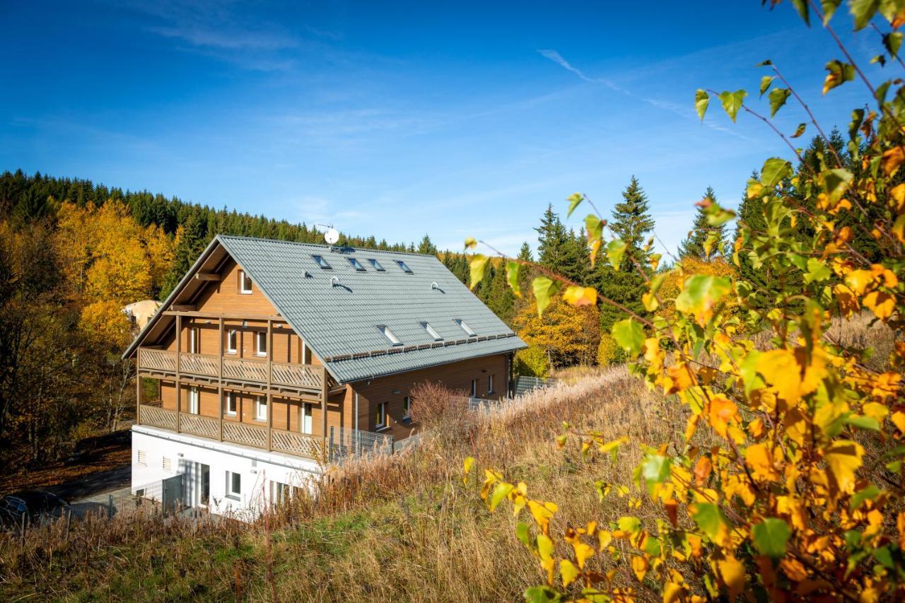 Krusnohorske Strane Loucná pod Klínovcem Exterior foto