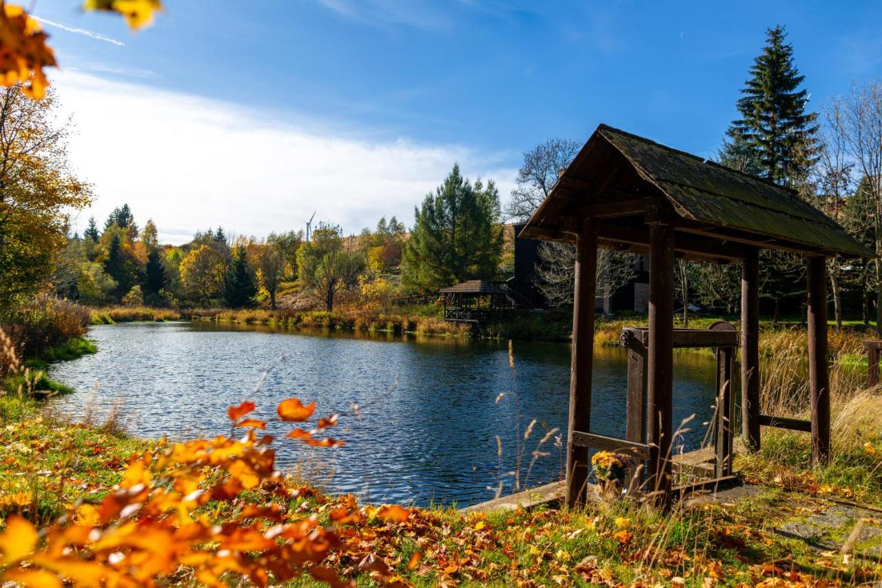 Krusnohorske Strane Loucná pod Klínovcem Exterior foto