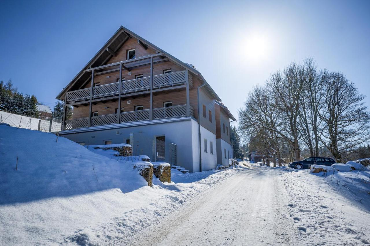 Krusnohorske Strane Loucná pod Klínovcem Exterior foto