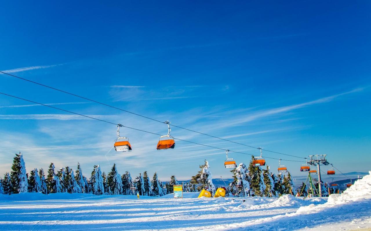 Krusnohorske Strane Loucná pod Klínovcem Exterior foto